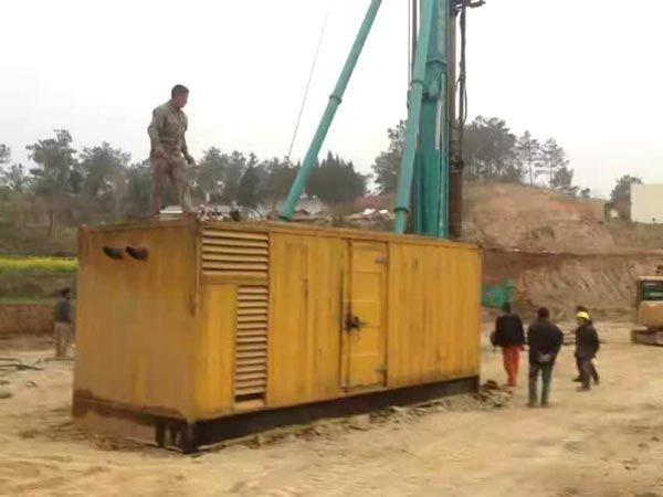 贺兰如何判断水冷式机油散热器密封件是否需要更换？